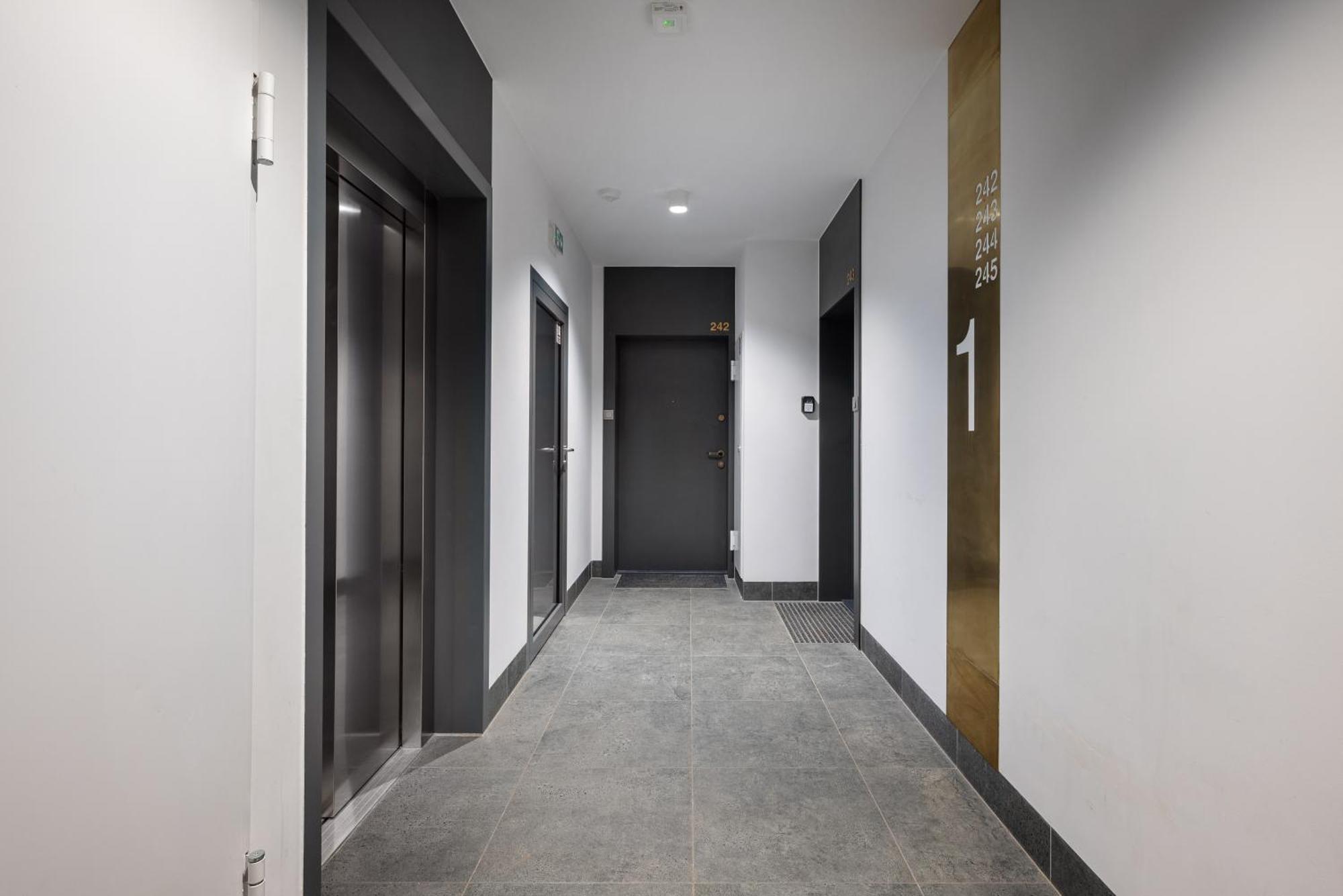 High Wilanow Modern Apartment Варшава Экстерьер фото